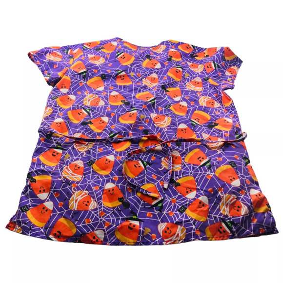 Lot of 2 Womens Halloween Scrubs Top Pumpkin Candy Corn Allover Print Small - Picture 9 of 9